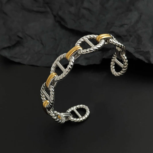 Creative integrated molded patterned stainless steel bracelet