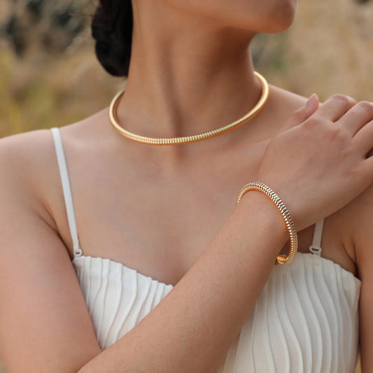 Vnox Cool Exaggerated Snake Bone Choker Necklaces