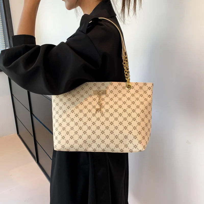 DANA Soft Leather Large Capacity Bag