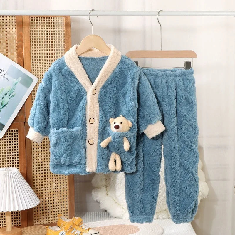 Fleece Thickened Coral Thermal Medium and Older Pajama Set