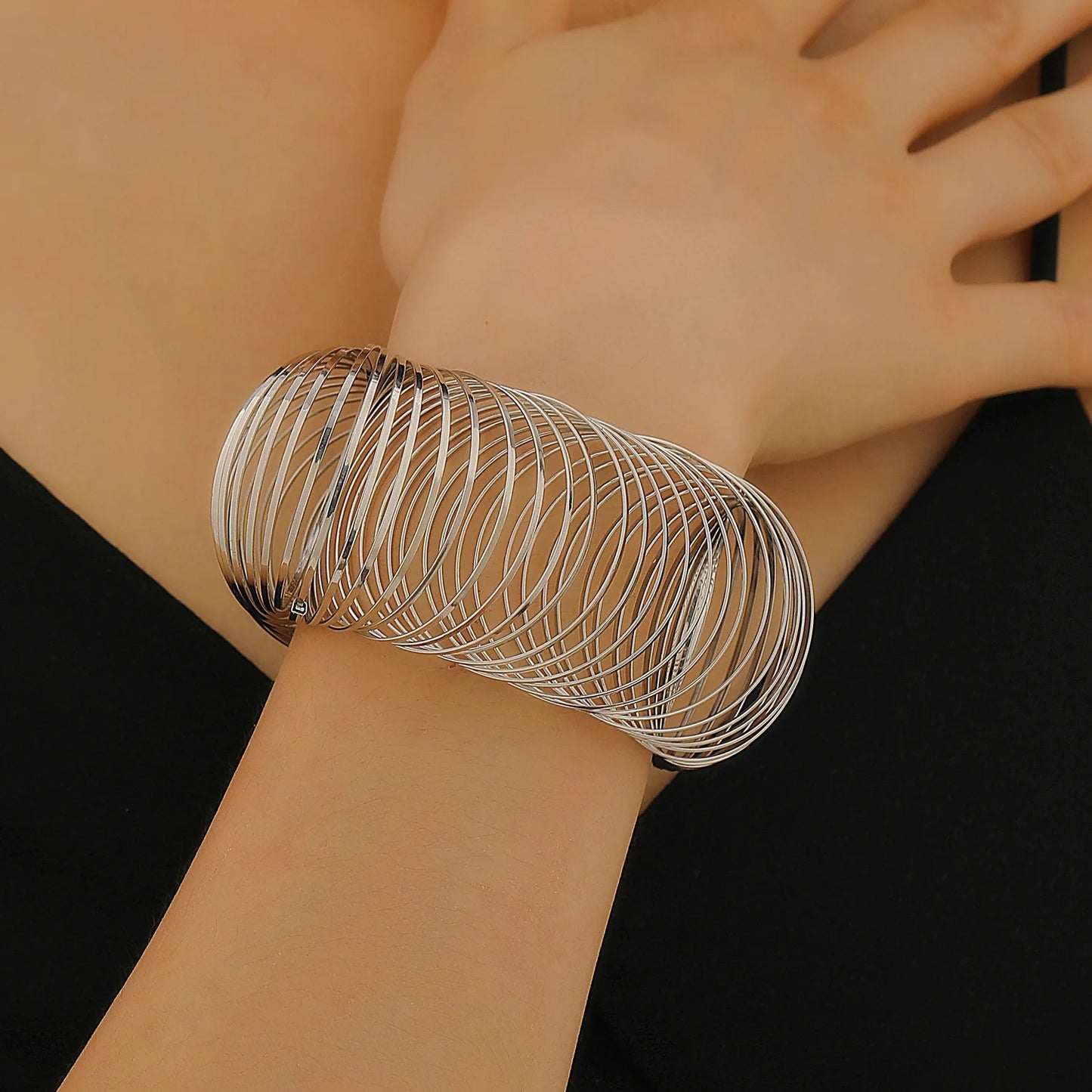 Metal Flat Round Spring Retro Bracelet