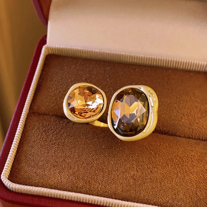 Vintage Brown Crystal Elliptical Luxury Rhinestone Contrasting Geometric Ring