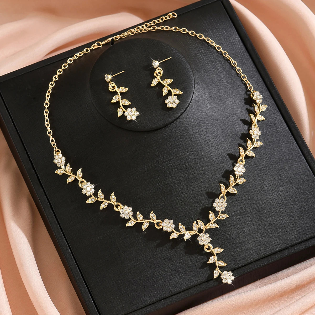 Flower Necklace Jewelry Set