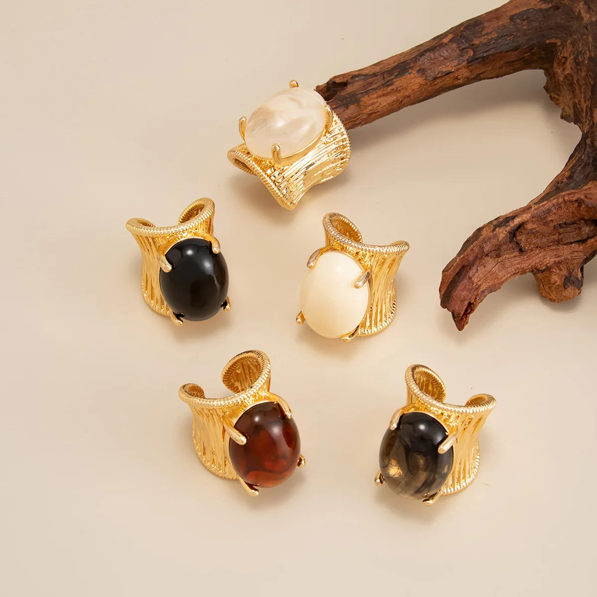 Rock Punk Hip Hop Vintage Elegant Black Brown Shading Resin Stone Chunky Metal Ring