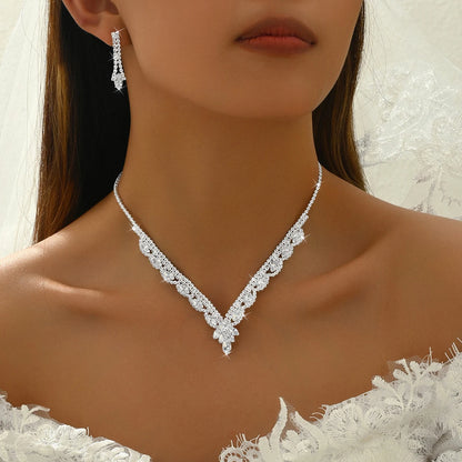 Rhinestone sparkling necklace jewelry set