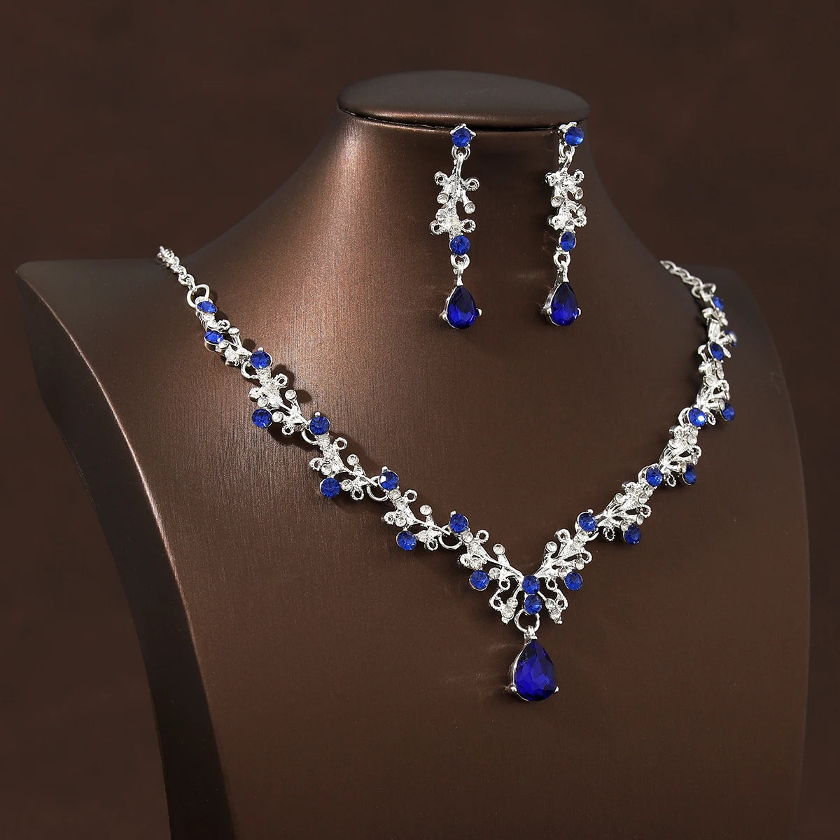 Full Of Brief  Classical Necklace Set