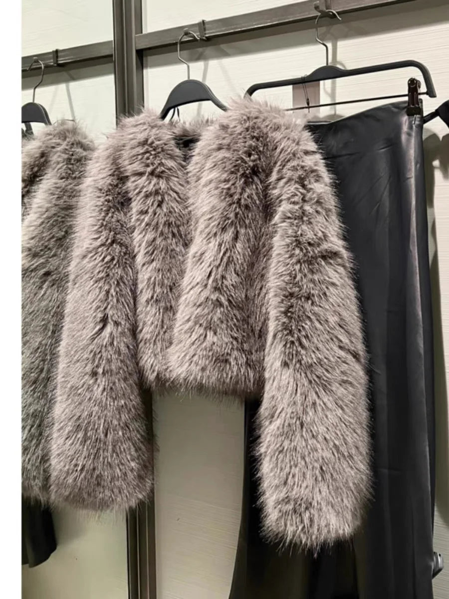 Faux fur Fall/Winter Effect Round Neck Long Sleeve Short Jacket