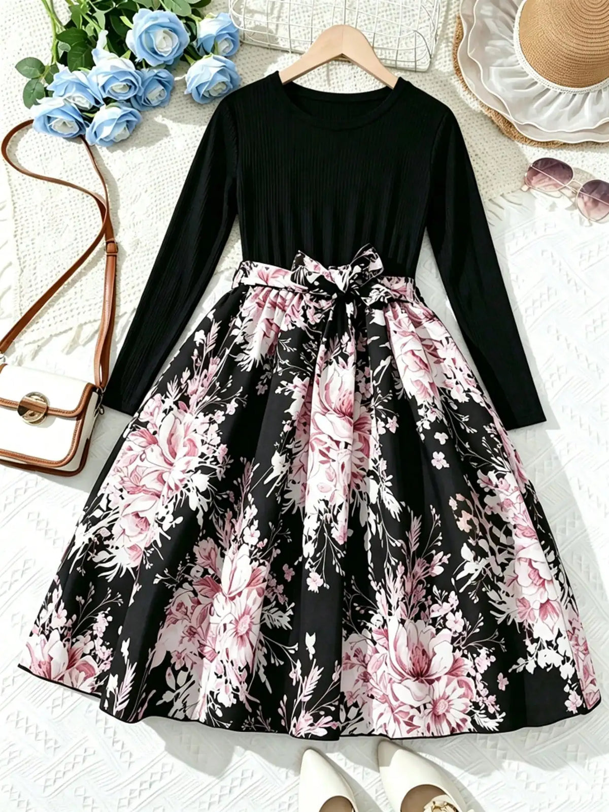 Round Neck Long Sleeve Waist Cinched Floral Print mid Dress