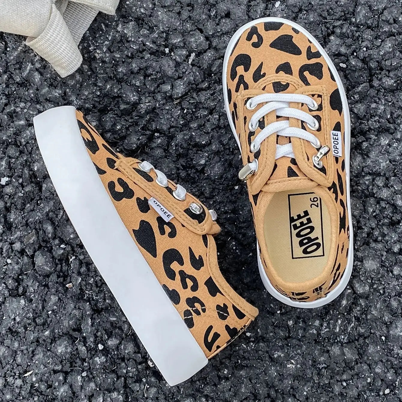 Canvas Boys and Girls Breathable Sneakers