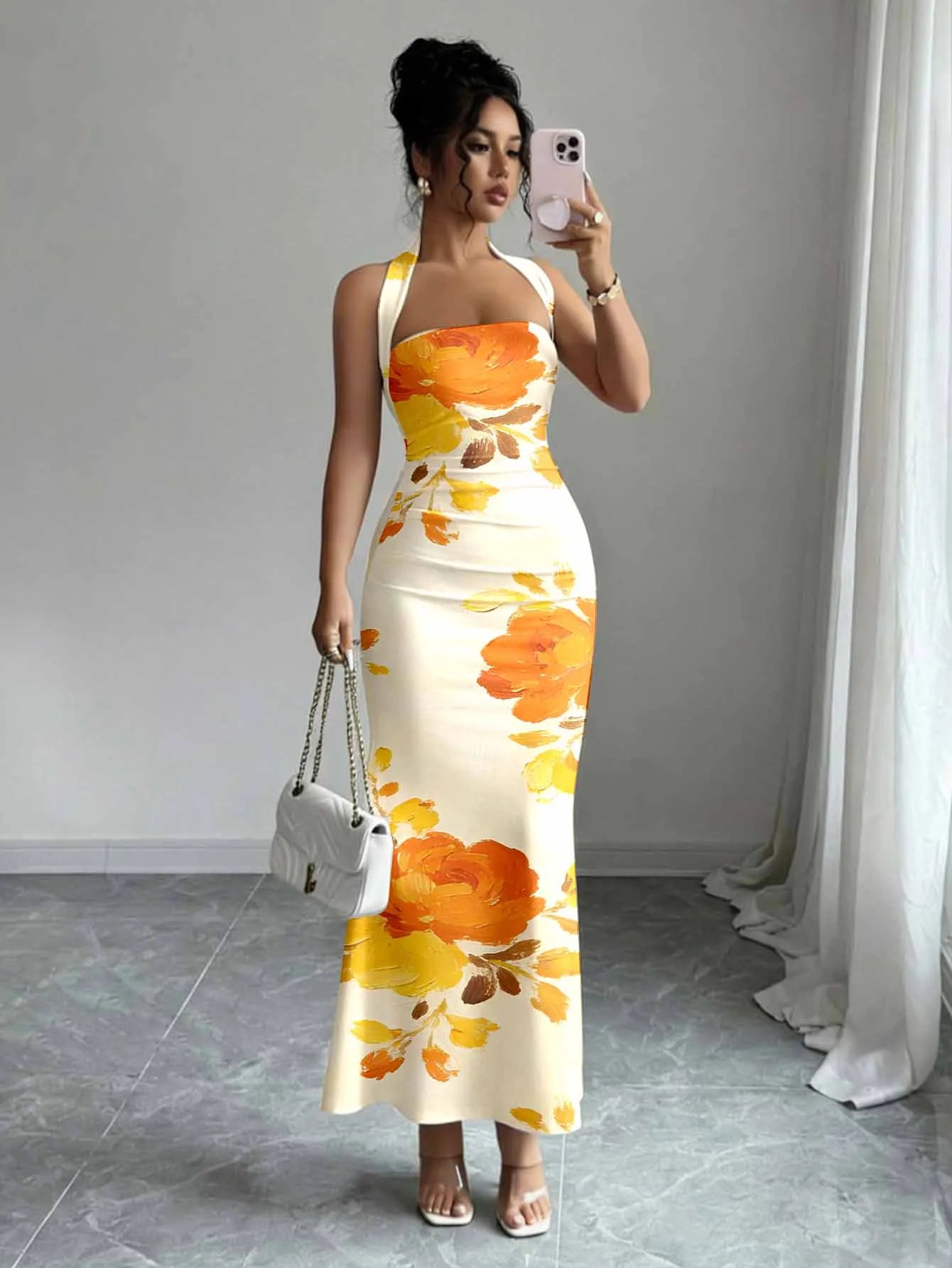 Hip-Hugging Sleeveless Long Collar Flowing Dress