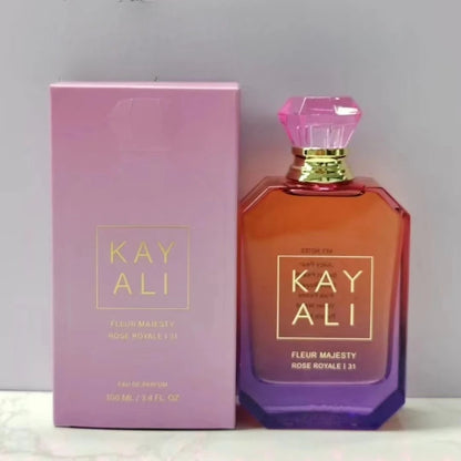 عطر فاخر يدوم طويلاً