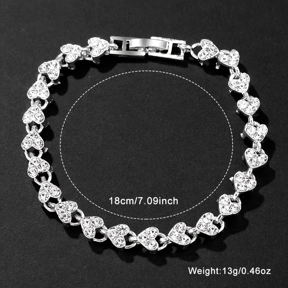 Simple and versatile square quartz watch