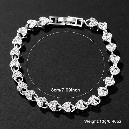Simple and versatile square quartz watch