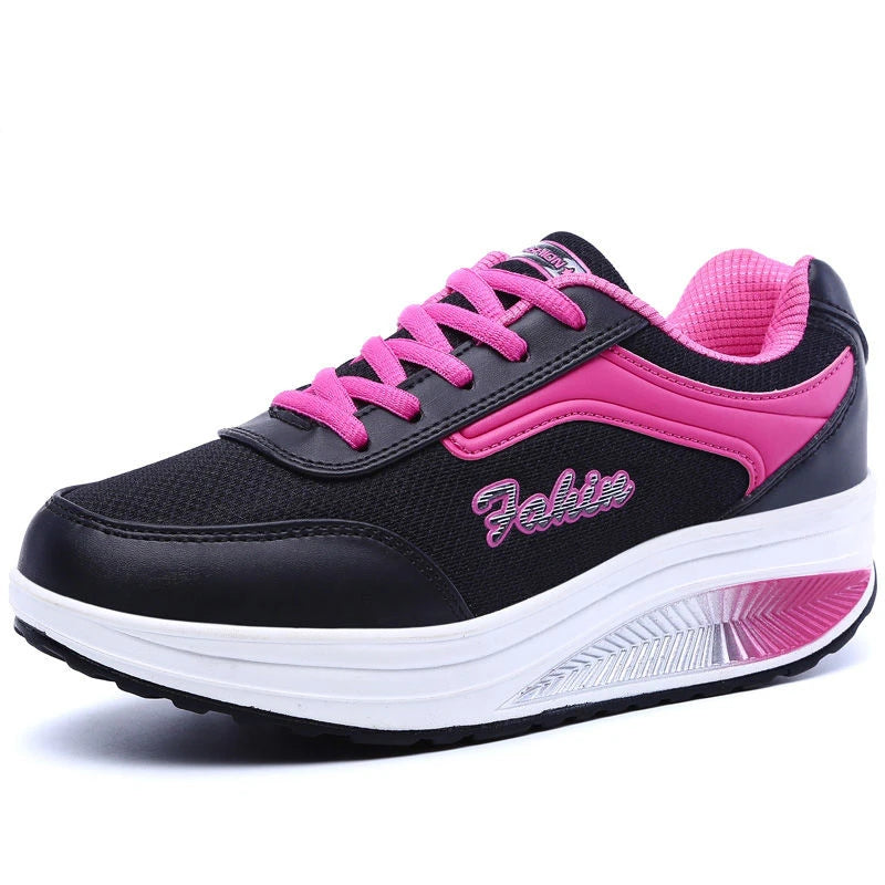 DANA Walking Platform Sneakers