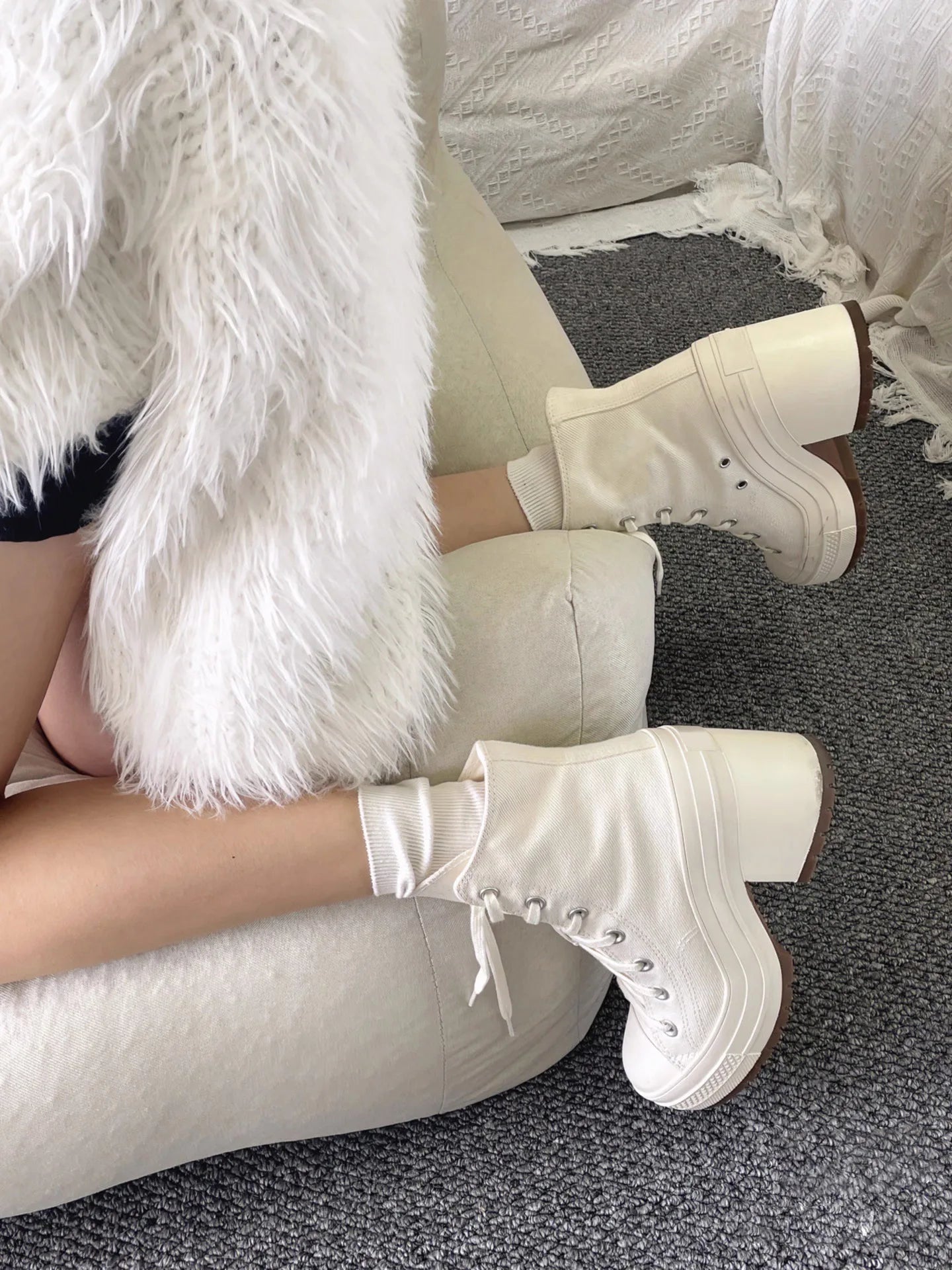 Canvas Lace Up Casual Sneakers
