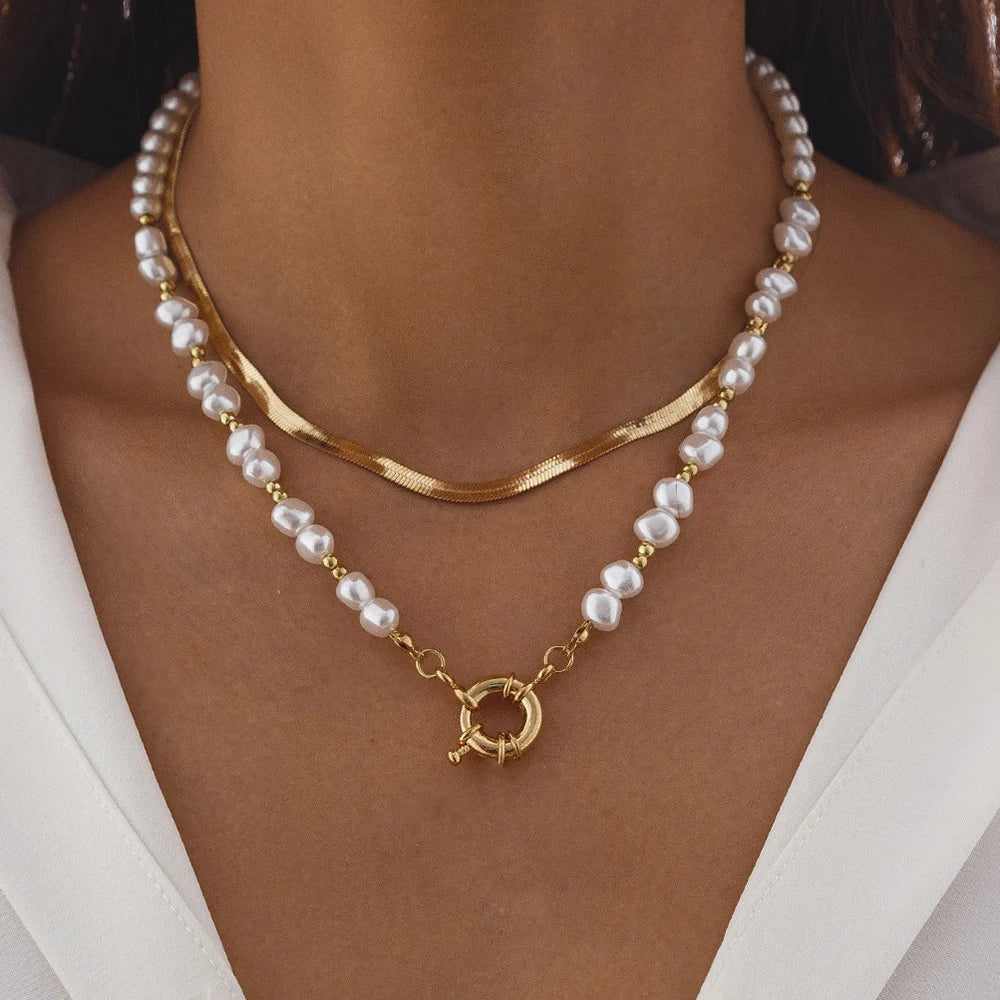 Elegant Irregular Pearl Multi-layer Pendant Choker Necklace