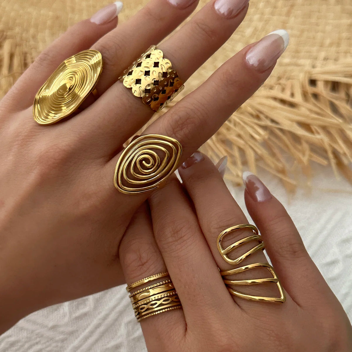 PVD Plated Stainless Steel Open Vintage Sun Leaf Shell Geometric Cuff Ring Set