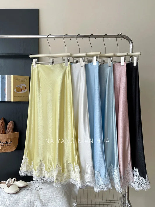 Falda sirena de satén elegante