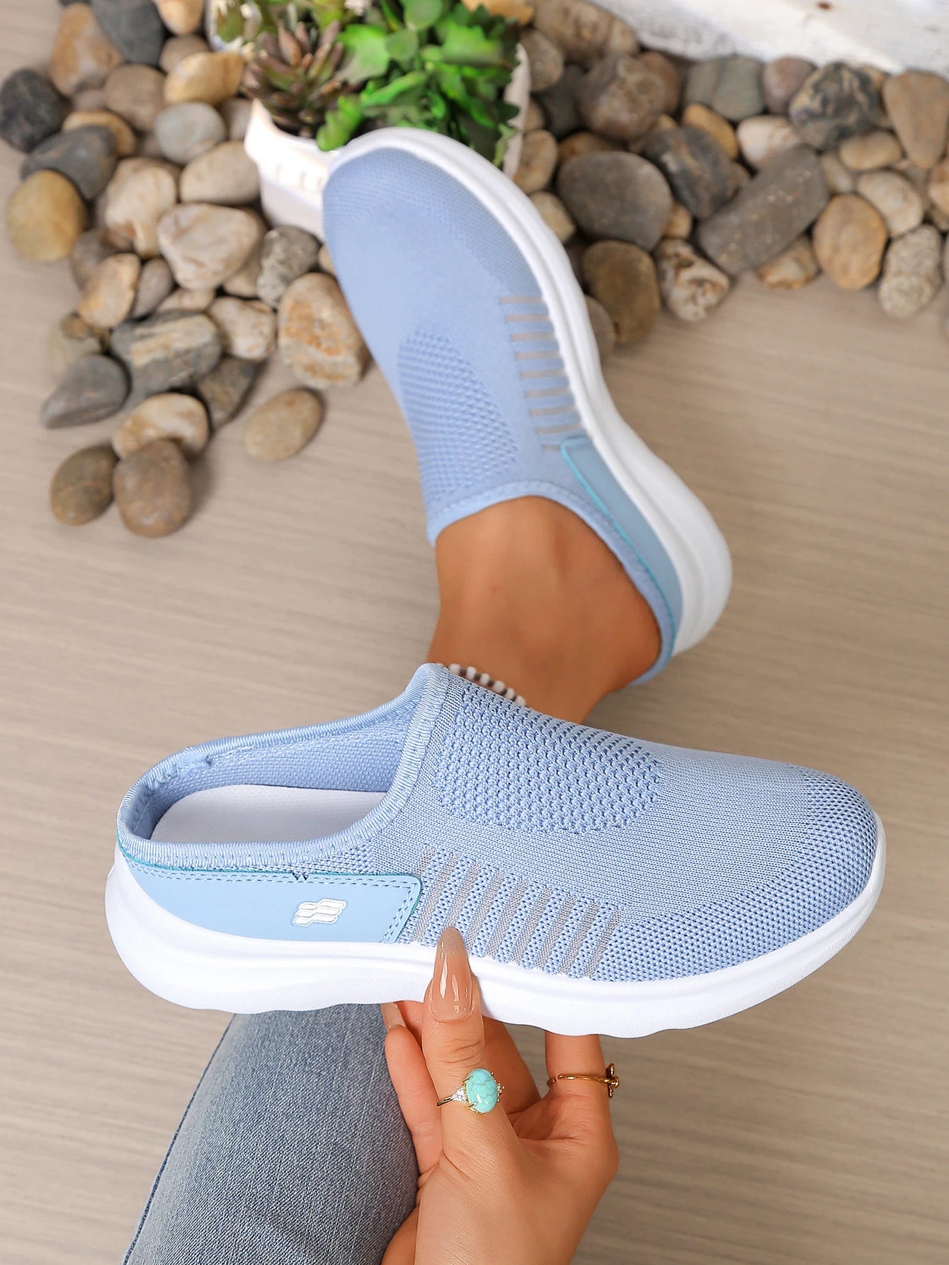 Breathable Youth Style Footwear Stylish Half Sneakers