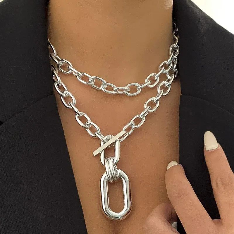 Metal Thick Chains Big Elliptical Pendant Necklace