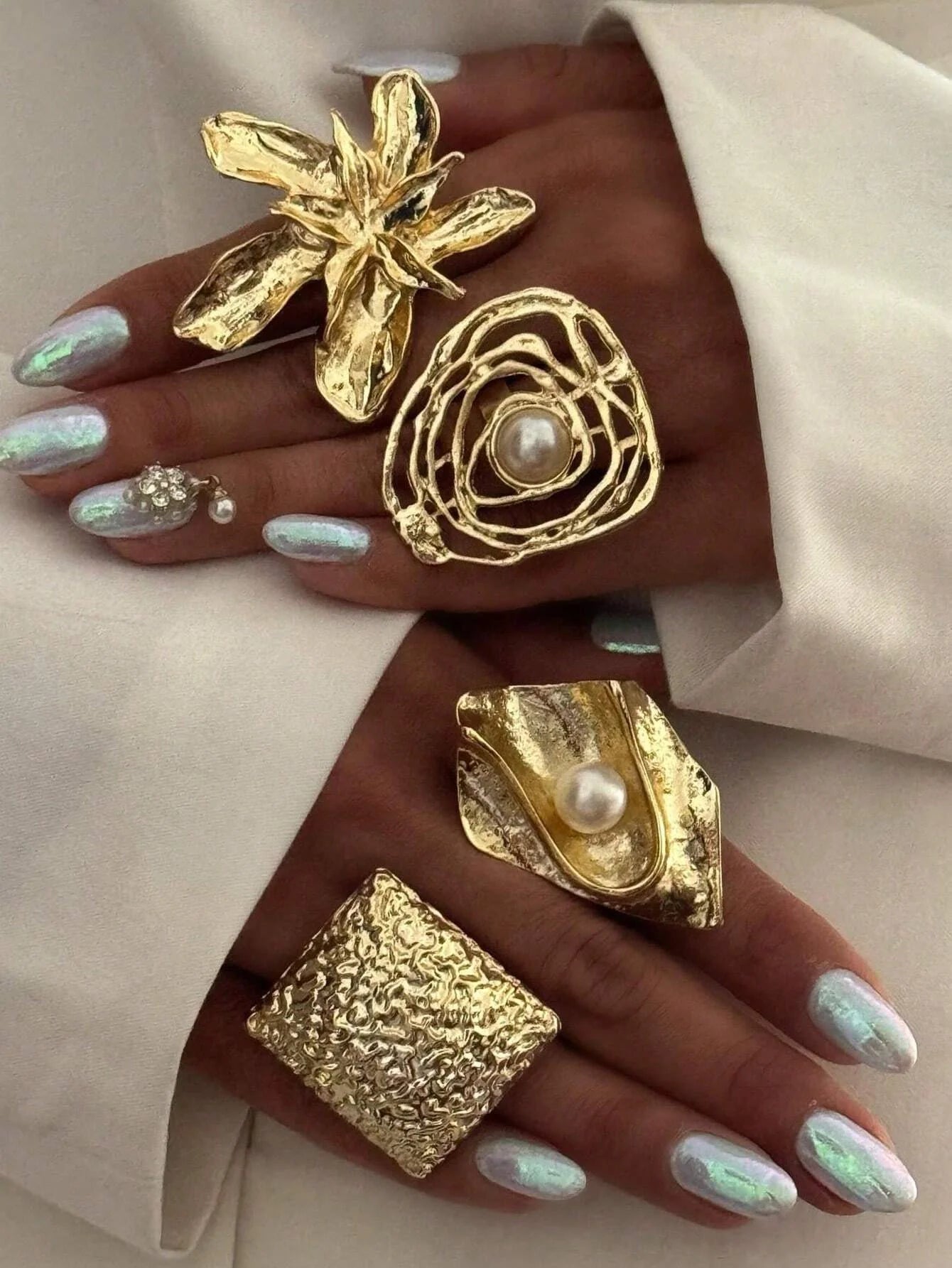 DANA 4 Pcs Chunky  Ring Set