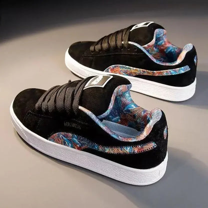 black thick-soled casual Sneakers