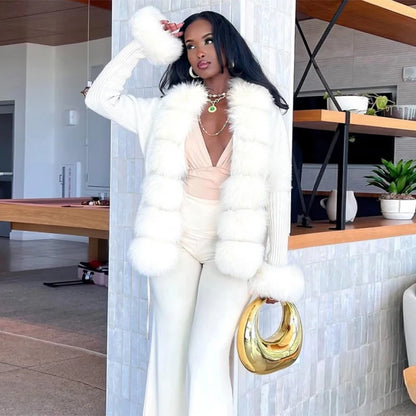 Elegantes abrigos ajustados de manga larga con piel sintética