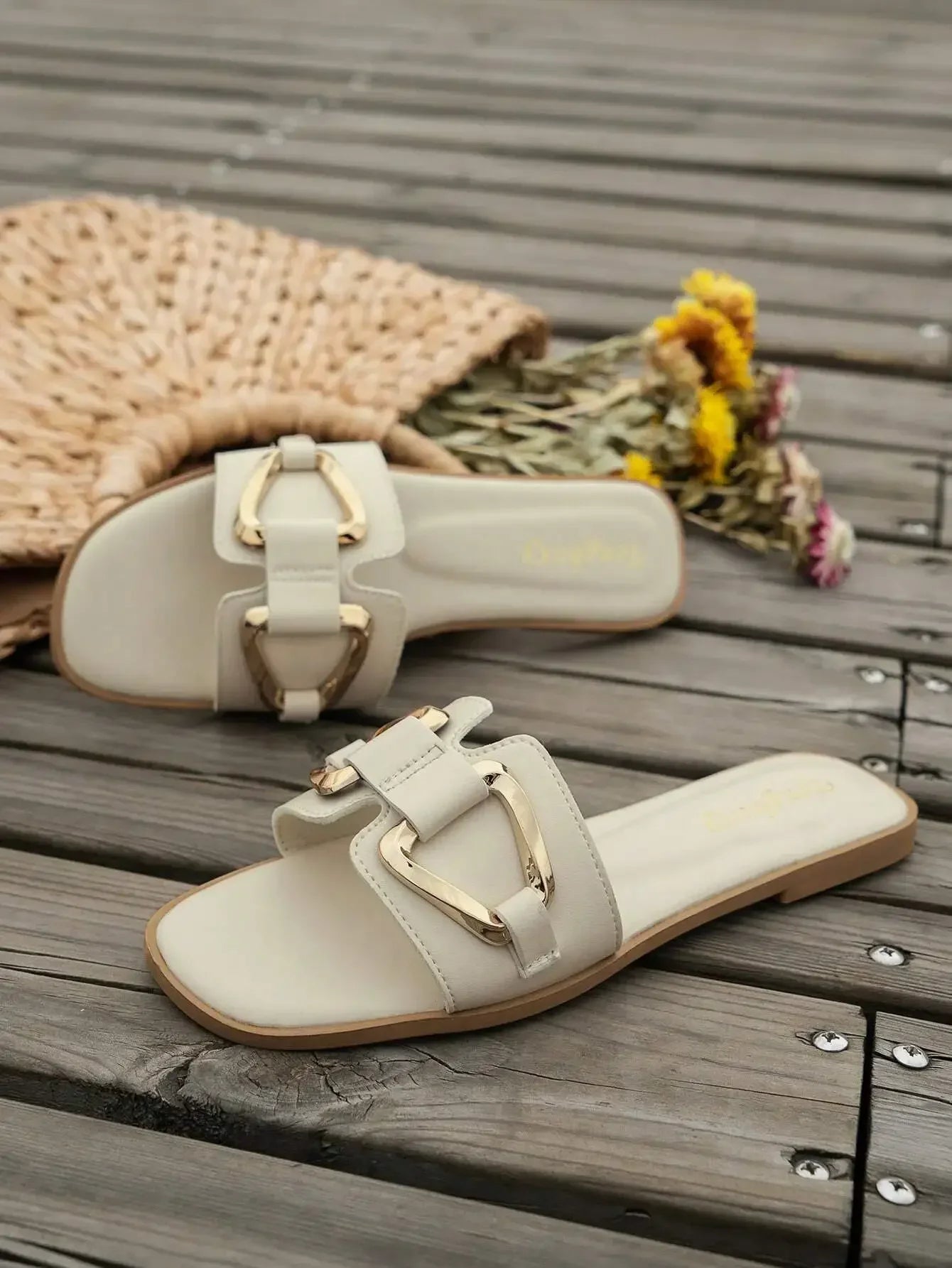 DANA Metal Decor Single Band Flat Sandals