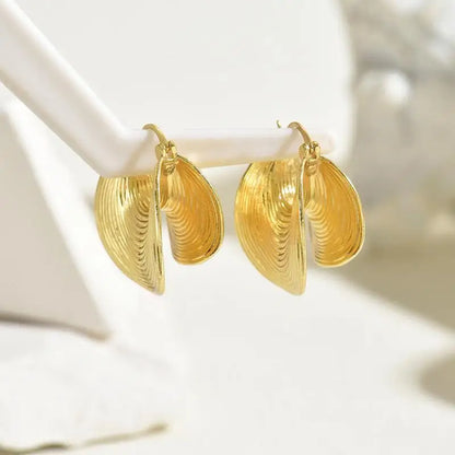 DANA Geometric Striped Large Buckle Earrings
