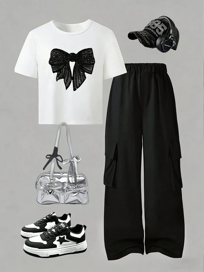 Casual stylish sporty knit crop top featuring sequin and bow prints Set