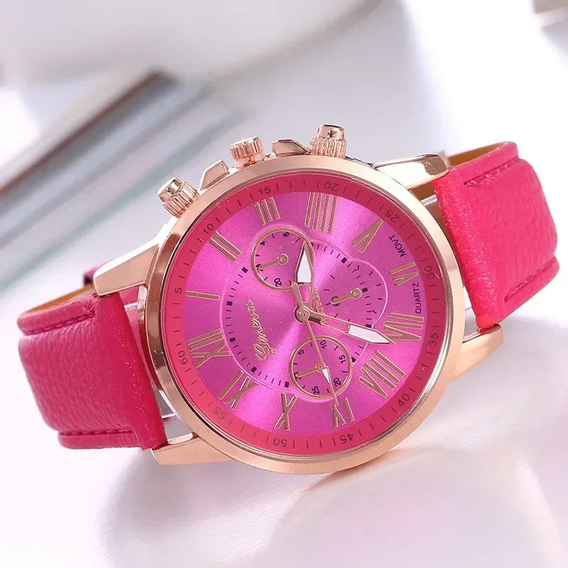 Leather Simple Quartz Wristwatch