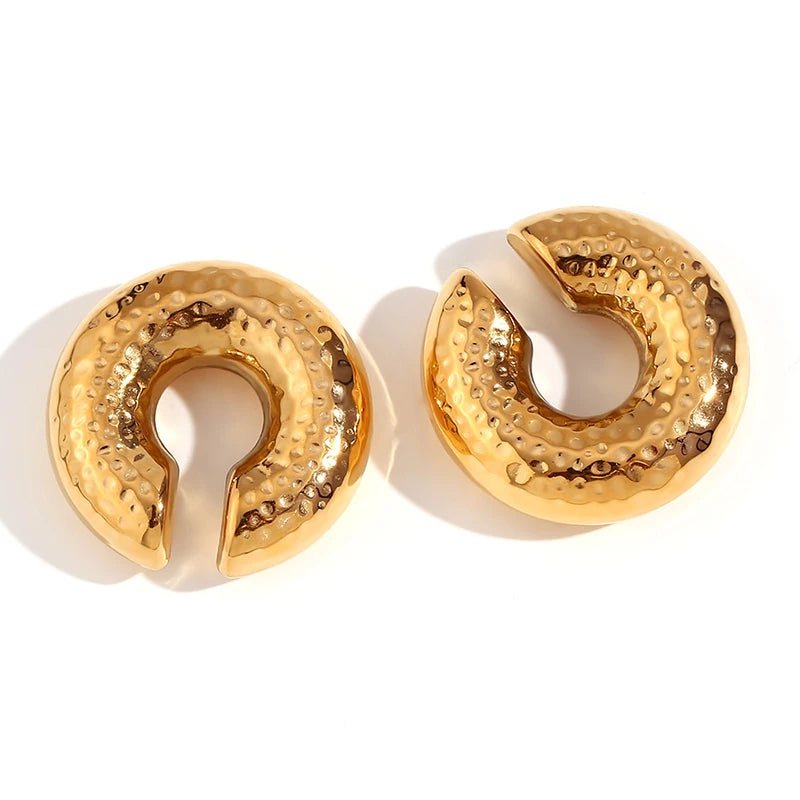 DANA Smooth Circle C Shape Clip Earrings