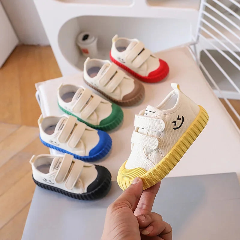 Korean Version Smiling Face Casual Canvas Shoes