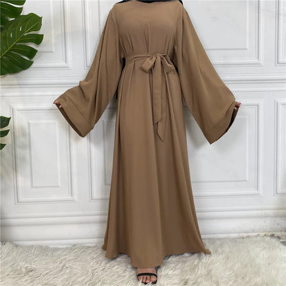 عباية وقفطان طويلة بطابع اسلامي 