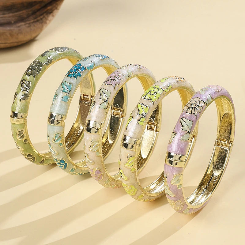 Vintage Enameled Flower Bangles Bracelet