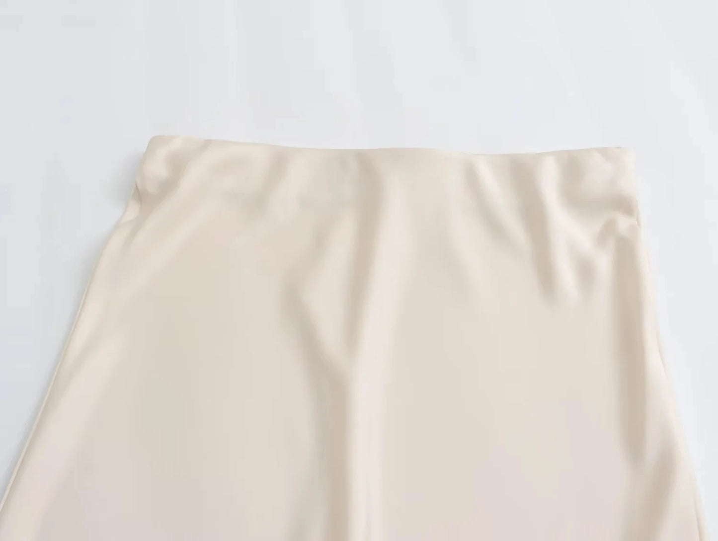 Faldas largas informales de satén de talle alto