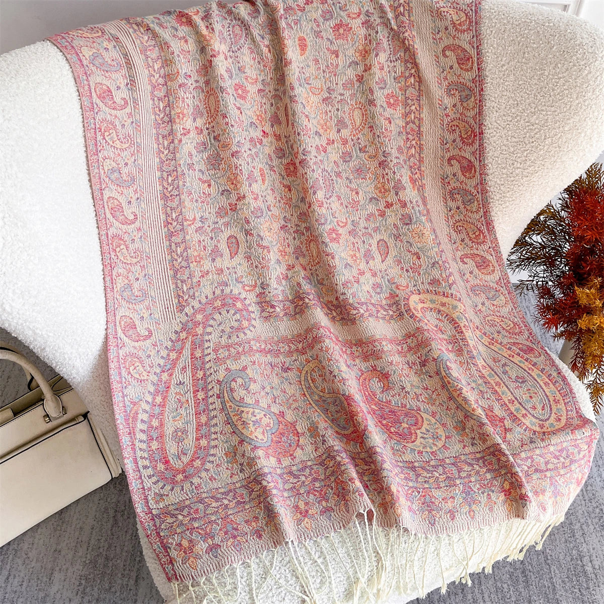 شالات كشمير فاخرة للنساء