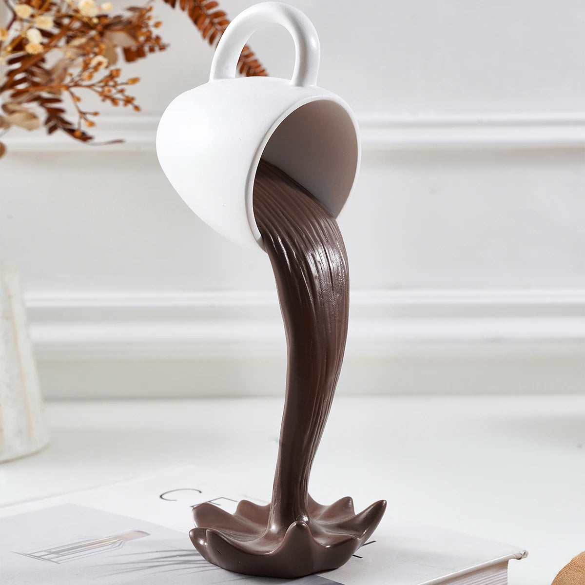3D anti-gravity tipping coffee cup Decoration