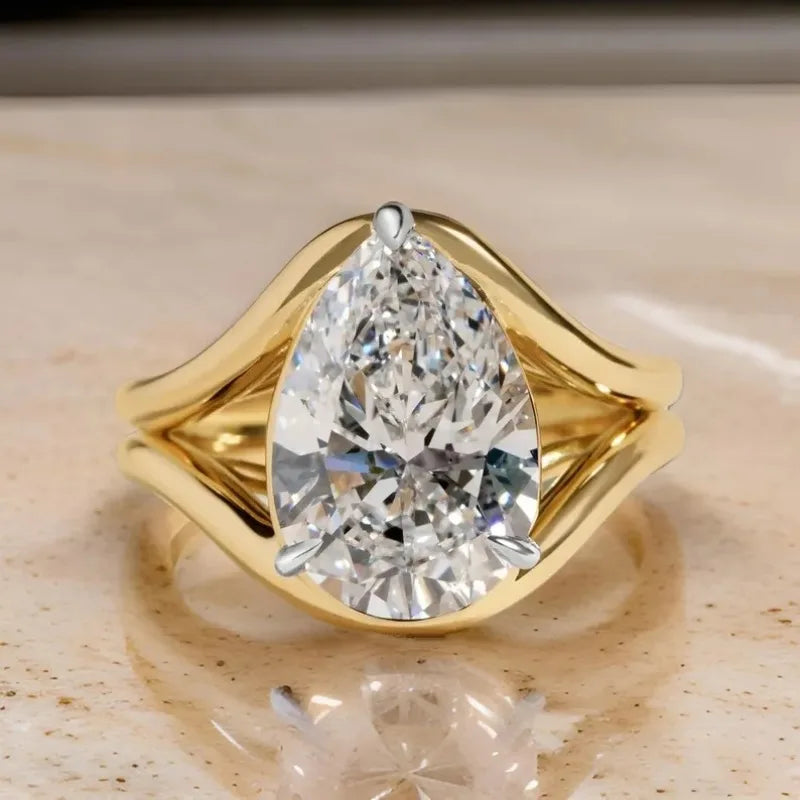 Eternal inlaid Sparkling Water Drop Shaped Synthetic Zirconia Rings