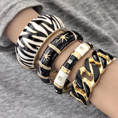 Zebra Shape Round Metal Wide Geometric Bracelet