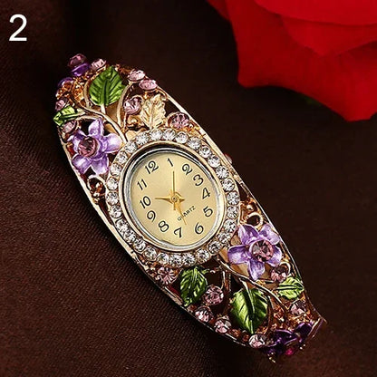 Reloj de pulsera de oro con flor de aleación de cristal de belleza