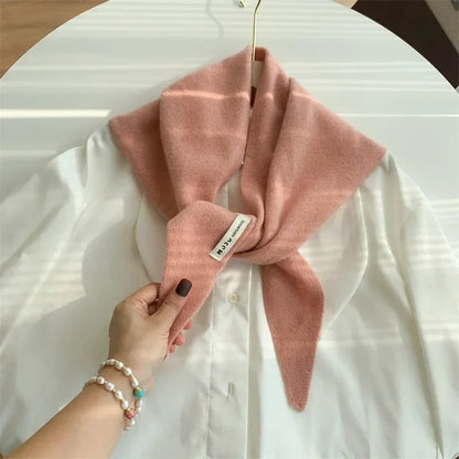 Bufanda triangular británica coreana Nicho