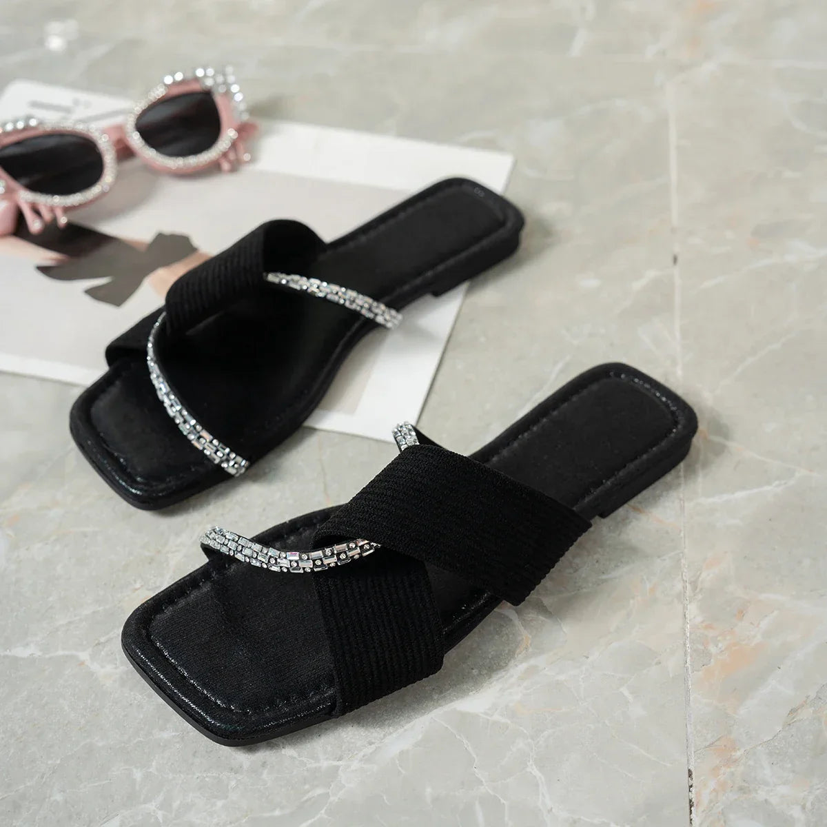 Square-toe crisscross strap and shining diamond Slippers