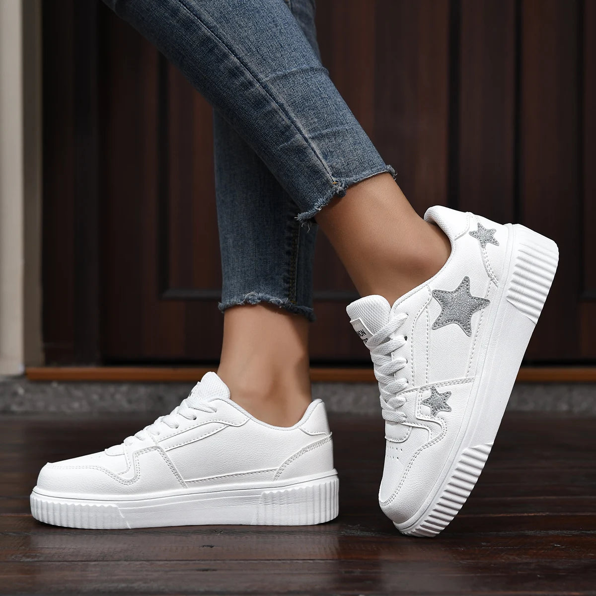 Thick Sole Lightweight Skateboard Shoes