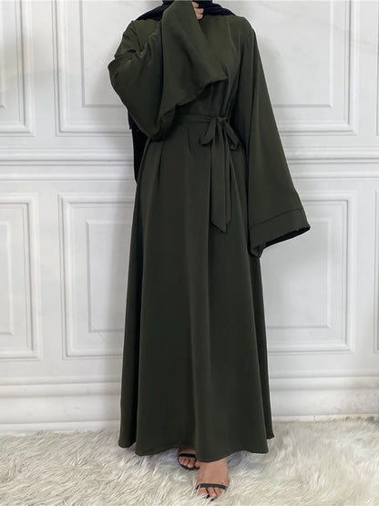 عباية وقفطان طويلة بطابع اسلامي 