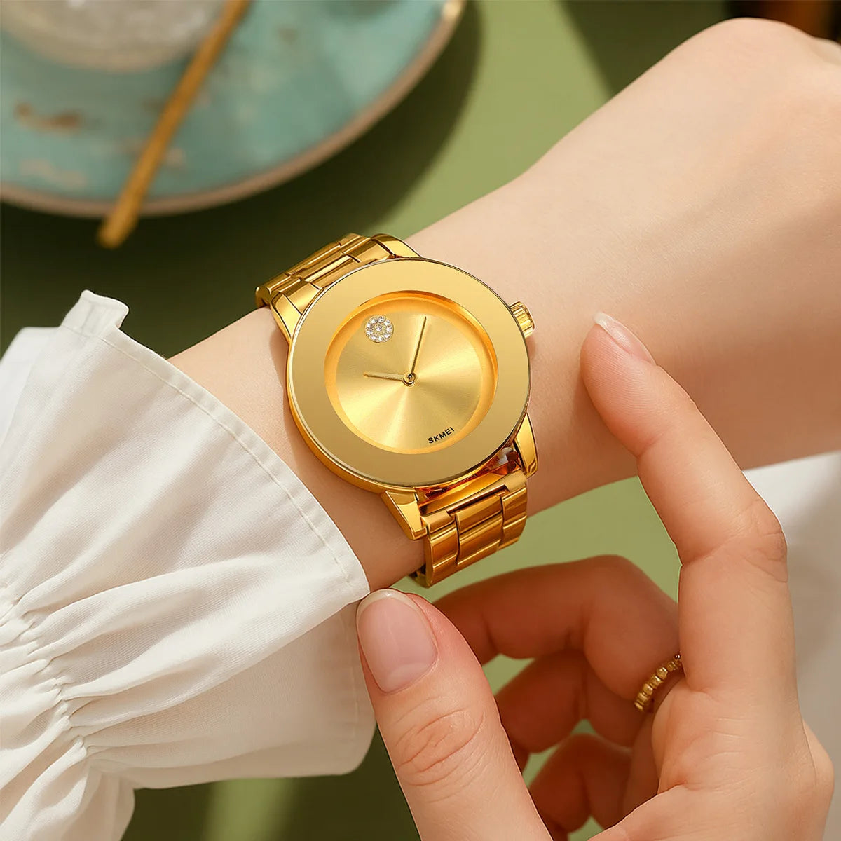 Quartz Are Light Luxury and High-Quality Suitable Watches
