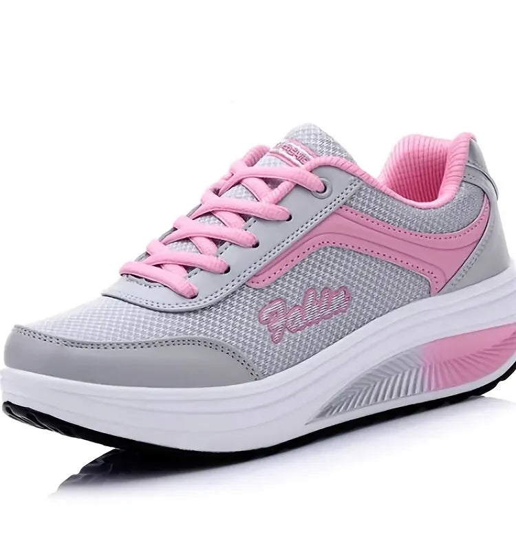 DANA Walking Platform Sneakers