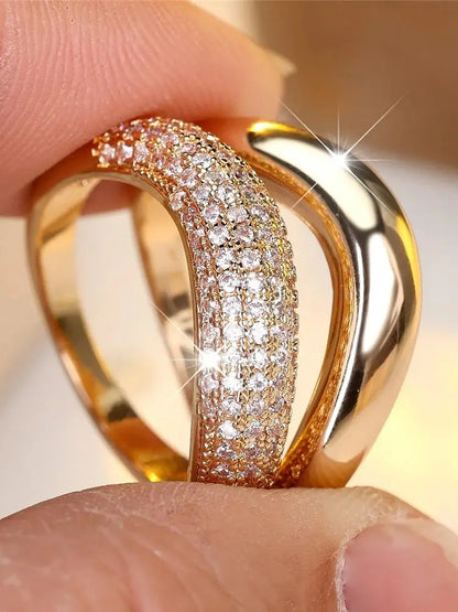 White Zircon Stone Vintage Gold Bridal Rings set
