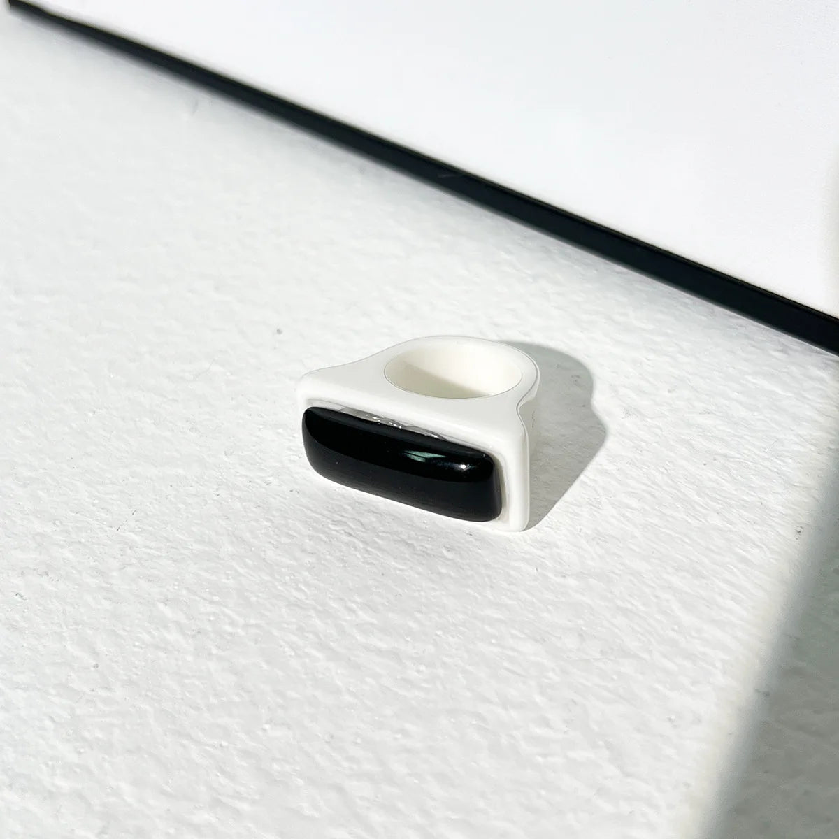 Minimalism Black White Irregular Geometric Resin Rings
