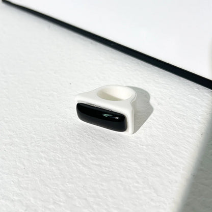 Minimalism Black White Irregular Geometric Resin Rings